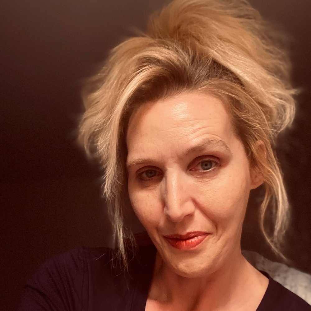 Meet your Posher, Amy